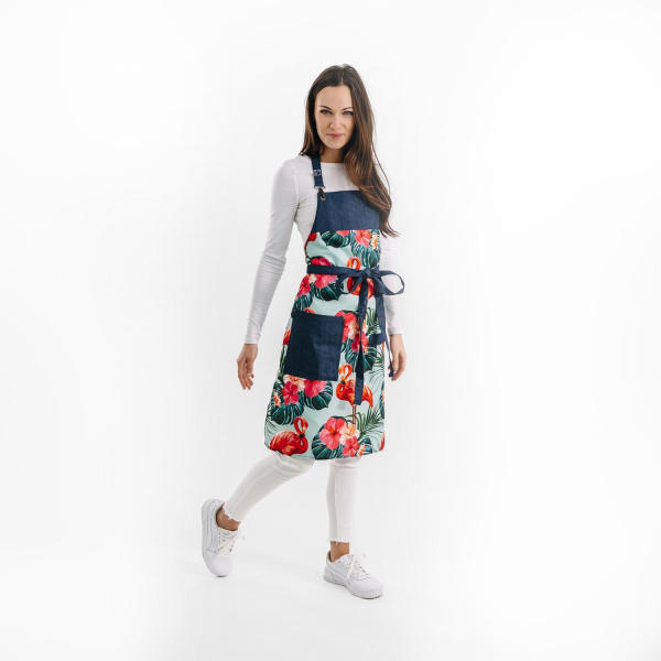 Zástěra Flamingos – kuchařská zástěra s tropickým motivem